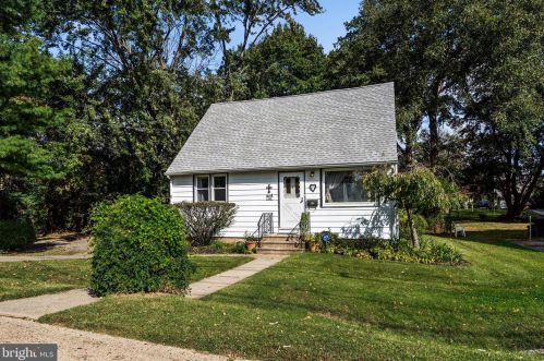 660 Independence Ave, Trenton, NJ 08610-4202
