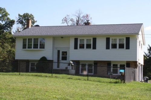 503 Birch Rd, Wapwallopen, PA 18660-2035