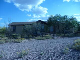 9490 Tewa Trl, Santa Rita, AZ 85641-6490