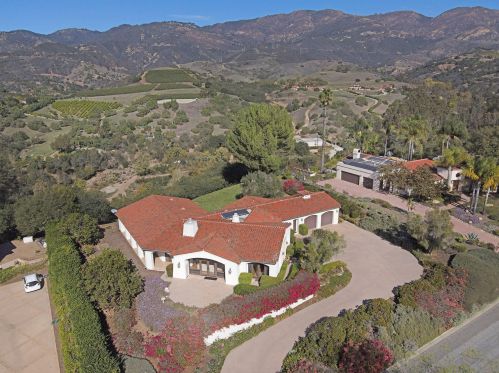 1042 Via Los Padres, Santa Barbara CA  93111-1345 exterior