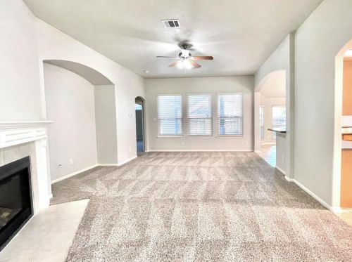 31710 Midlake Park, Conroe TX  77385-8008 exterior