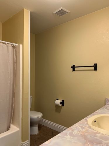 671 Walnut Dr, Lake Elsinore CA  92530-7020 exterior