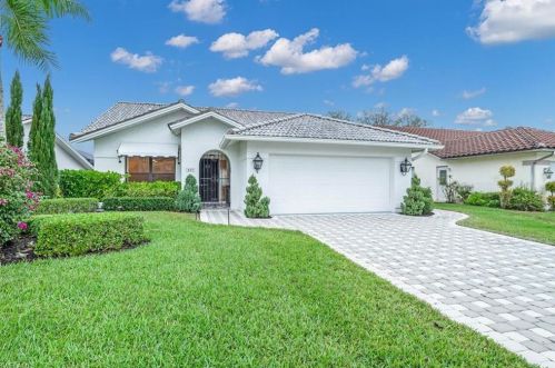 457 Kings Way, Naples, FL 34104-4918