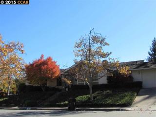 710 Thornhill Rd, Danville, CA 94526-3637