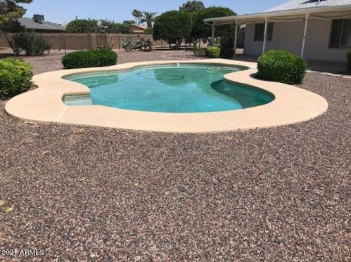 12823 La Terraza Dr, Sun City, AZ 85375-3247