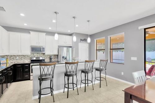 1854 Altavista Cir, Lakeland FL  33810-2795 exterior