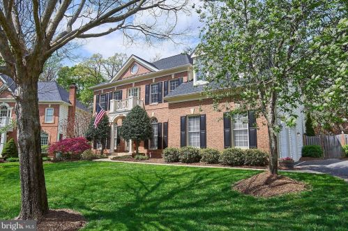 7436 Spring Summit Rd, Springfield, VA 22150-4604