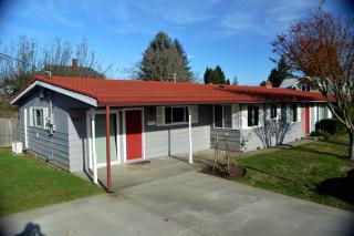 4901 33rd St, Tacoma, WA 98407-4010