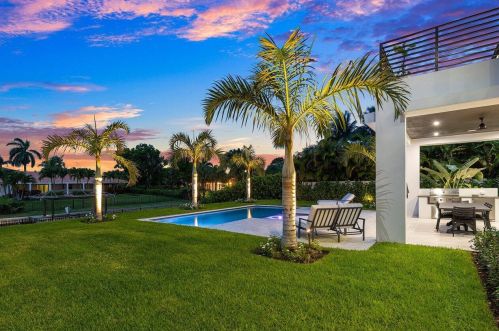 255 22nd St, Delray Beach FL  33444-4223 exterior
