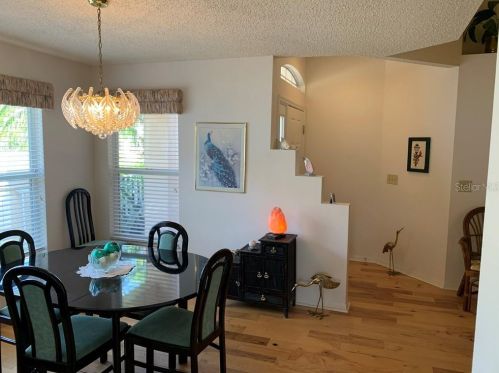 612 Masterpiece Dr, Ruskin FL 33573-6564 exterior