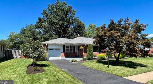 2023 Kynwyd Rd, Wilmington DE  19810-3843 exterior