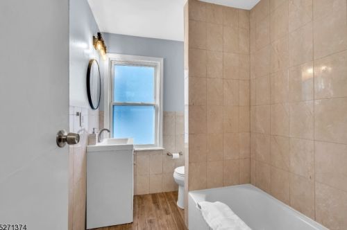 7 Tiffany Blvd, Newark NJ  07104-2415 exterior