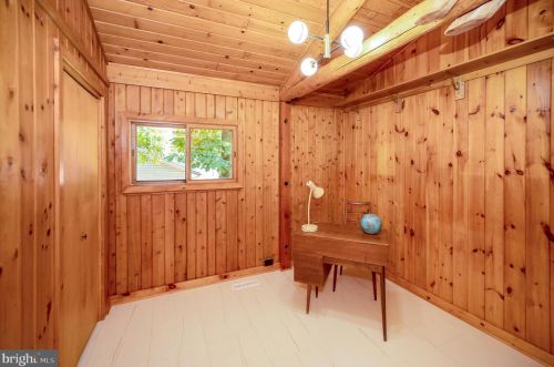 120 Hillside Dr, Locust Grove VA 22508-5233 exterior