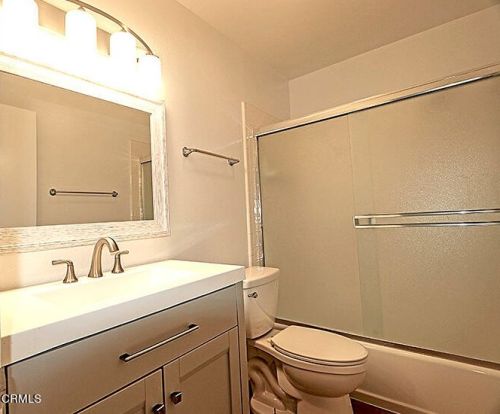 3224 Sunset Ln, Oxnard CA  93035-3942 exterior