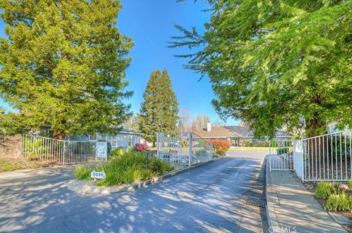 2050 Springfield Dr, Chico CA 95928-6371 exterior