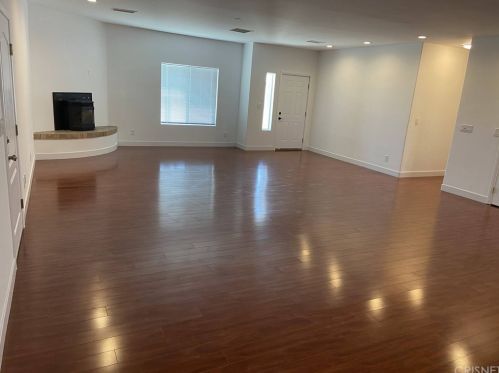 44525 45th St, Lancaster CA  93536-7628 exterior