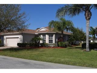 1358 Shoreline Cir, Sebastian, FL 32958-8812