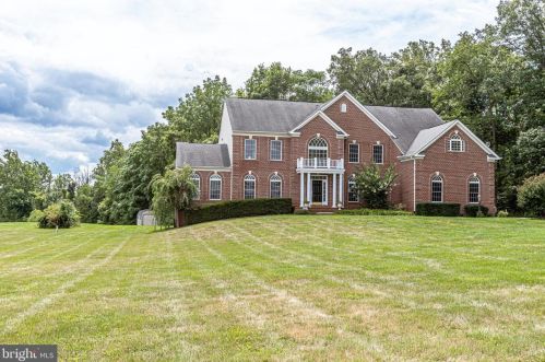 2506 Logmill Rd, Haymarket VA  20169-1417 exterior
