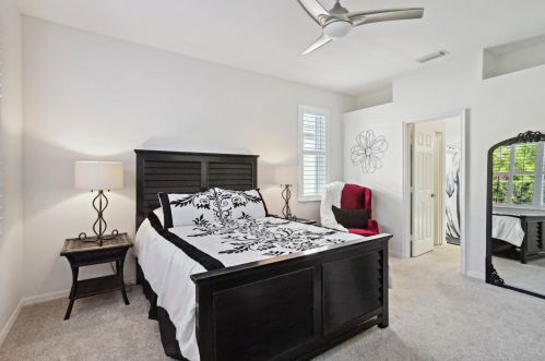 899 Sarria Ct, Fort Pierce FL  34986-1700 exterior