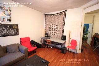 1253 Commonwealth Ave, Boston MA  02134 exterior