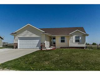 4546 Dry Creek Ln, Covington, IA 52324-7012