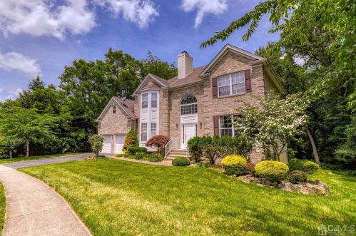 3 Hale Rd, East Brunswick, NJ 08816-2900