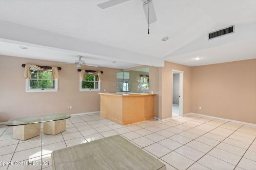 3616 Indian Riv Dr, Cocoa FL 32926-8705 exterior