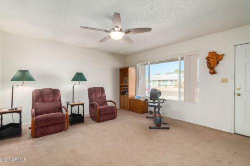 1713 Loughlin Dr, Chandler, AZ 85224-1851