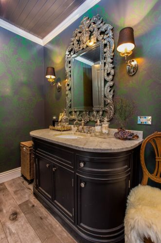 1930 Emerson Ave, Santa Barbara CA 93103-1919 exterior