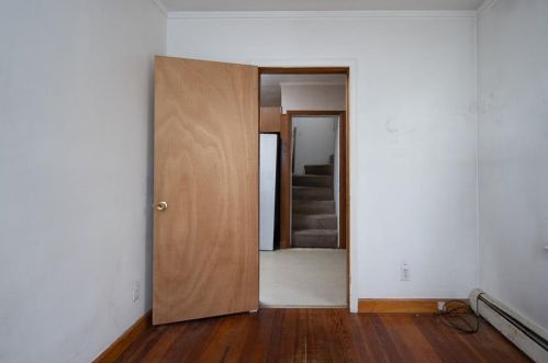 12 Vireo St, North Providence RI  02904-4724 exterior