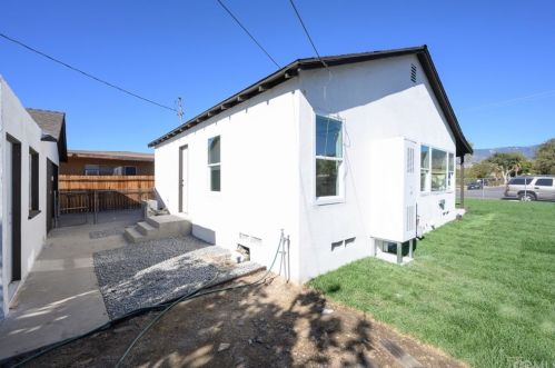 25597 Pacific St, San Bernardino CA  92404-6448 exterior