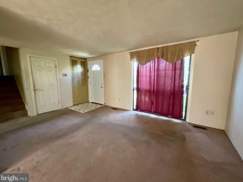 2259 Cocquina Dr, Herndon, VA 20191-1122