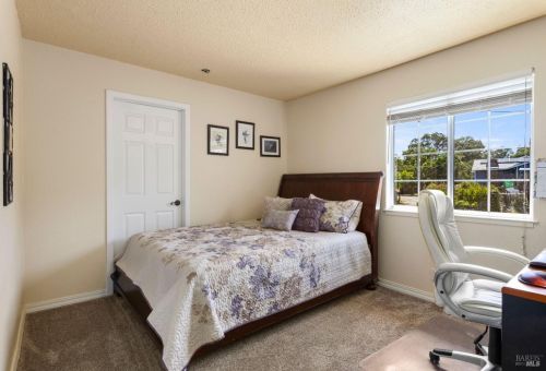 940 24 St, Lakeport CA  95453-3013 exterior