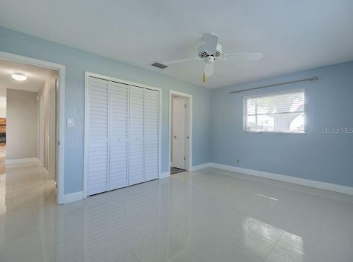 8296 33rd Ave, Saint Petersburg FL  33710-2218 exterior