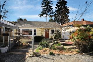 7561 120th St, Seattle, WA 98178-3707