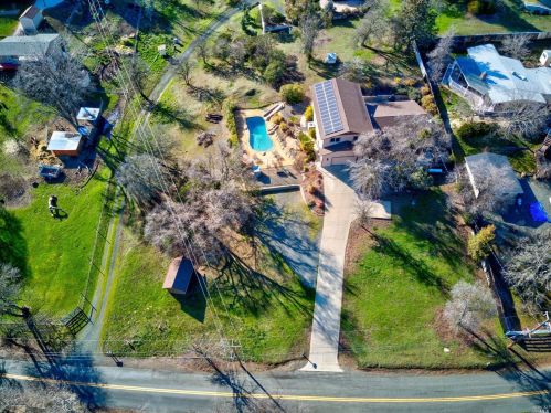 2979 Keeling Ave, Lakeport CA  95453-6804 exterior