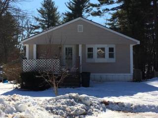 6 Debra Ave, Raymond, NH 03077-2024