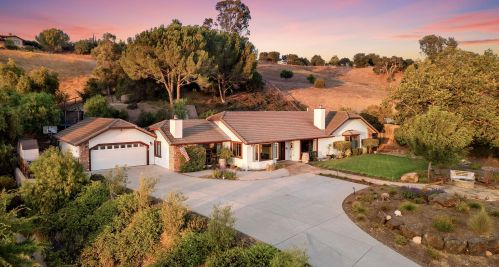 1867 Ringsted Dr, Solvang, CA 93463-2293