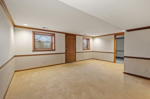 2387 Fairhill Rd, Sewickley PA  15143-9004 exterior