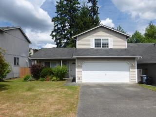 12001 128th Street Ct, Puyallup, WA 98374-5348