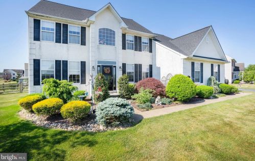 18 Karens Way, Bear, DE 19701-5302