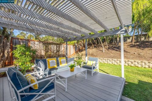 328 Glorietta Blvd, Orinda CA  94563-3204 exterior