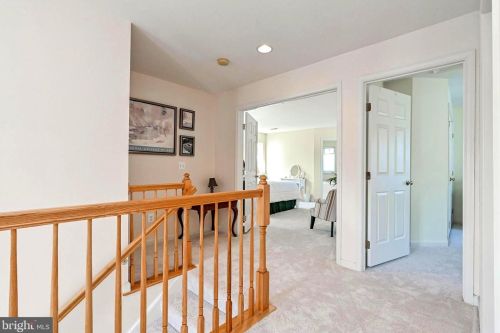 34 Stocks St, Lovettsville VA  20180-8640 exterior