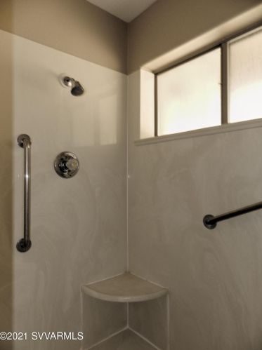 210 Pinon Wood Dr, Sedona AZ 86351-7919 exterior