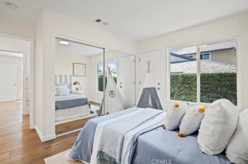 621 Camino Cerrado, South Pasadena CA  91030-4103 exterior