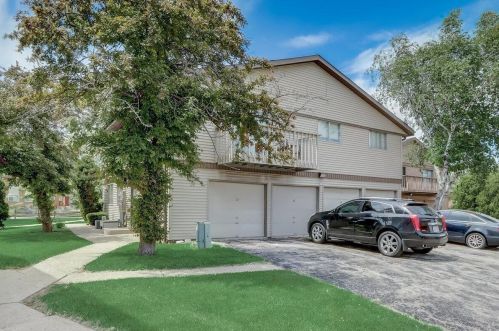 6986 Raintree Ct, Milwaukee WI  53223-5282 exterior