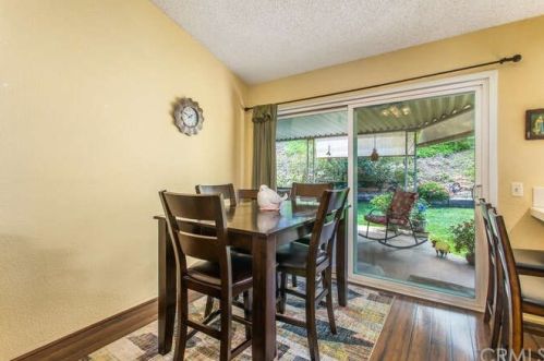 3622 Capriole Rd, Riverside CA  92503-4914 exterior