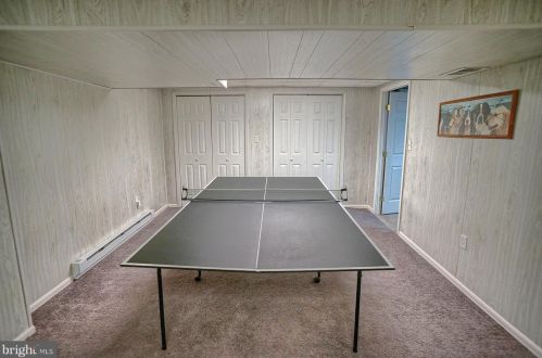 475 Woodcrest Dr, Navy Sup Dpt PA 17050-6854 exterior