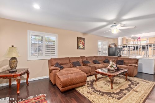 4019 Charlotte Dr, Glendale AZ  85310-3212 exterior