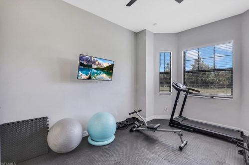 3657 20th Ave, Naples FL  34120-5577 exterior